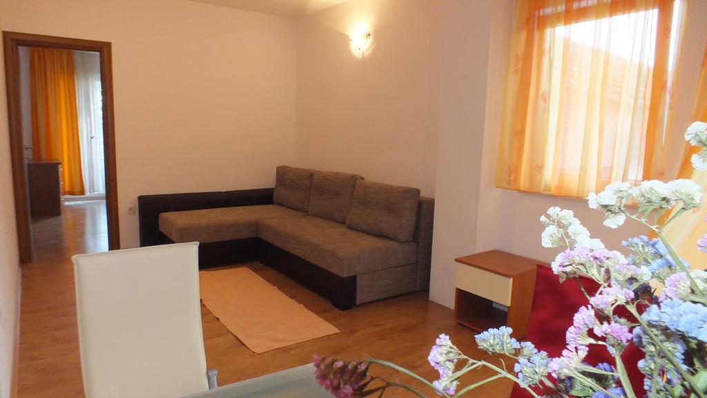 Apartment Perica Omiš Exterior foto