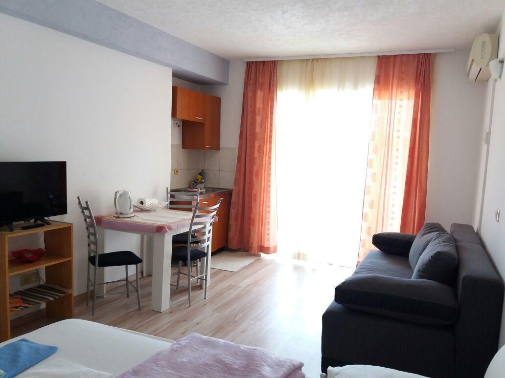 Apartment Perica Omiš Exterior foto